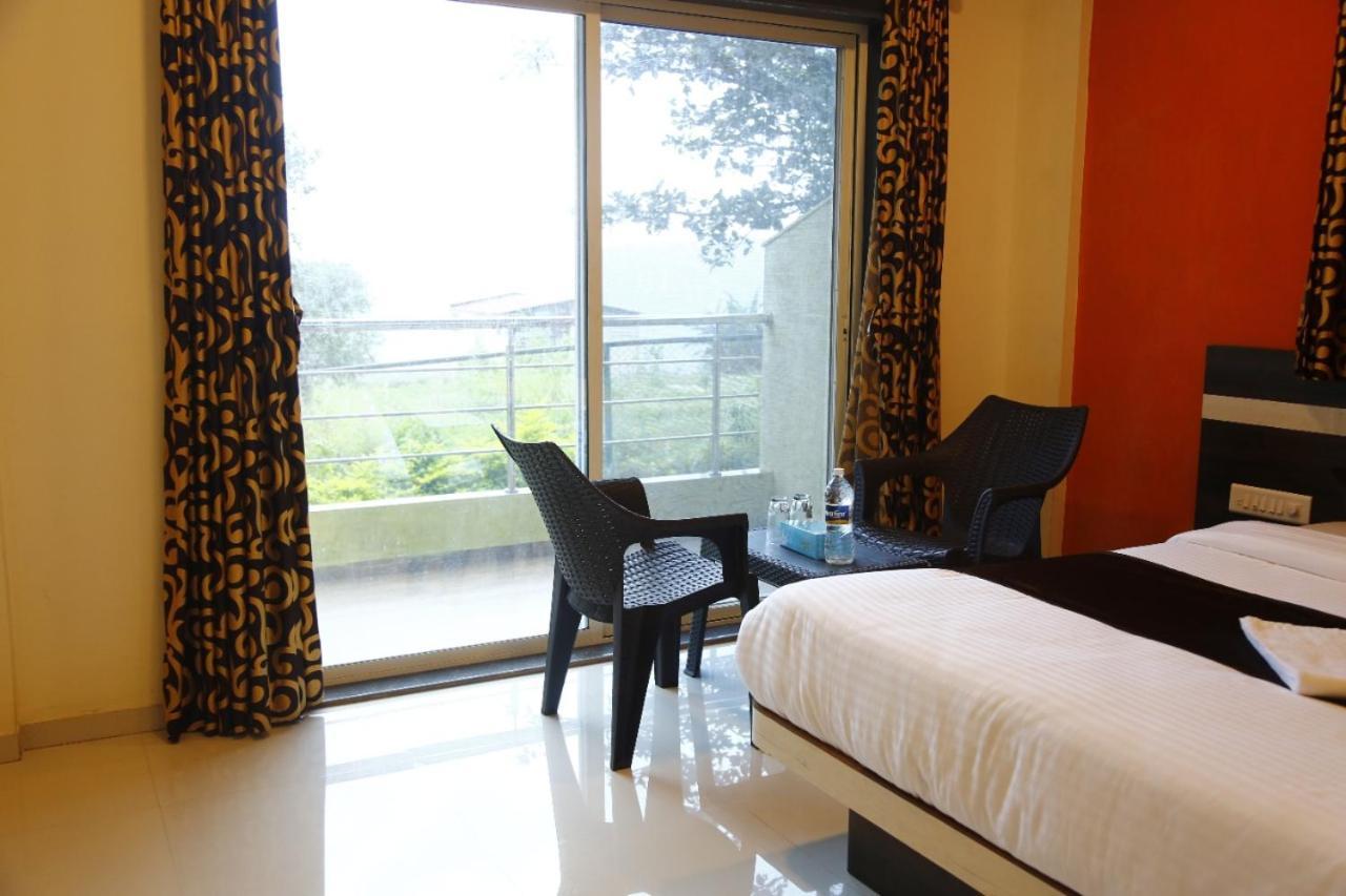 Hotel Shriyan Mahābaleshwar Extérieur photo