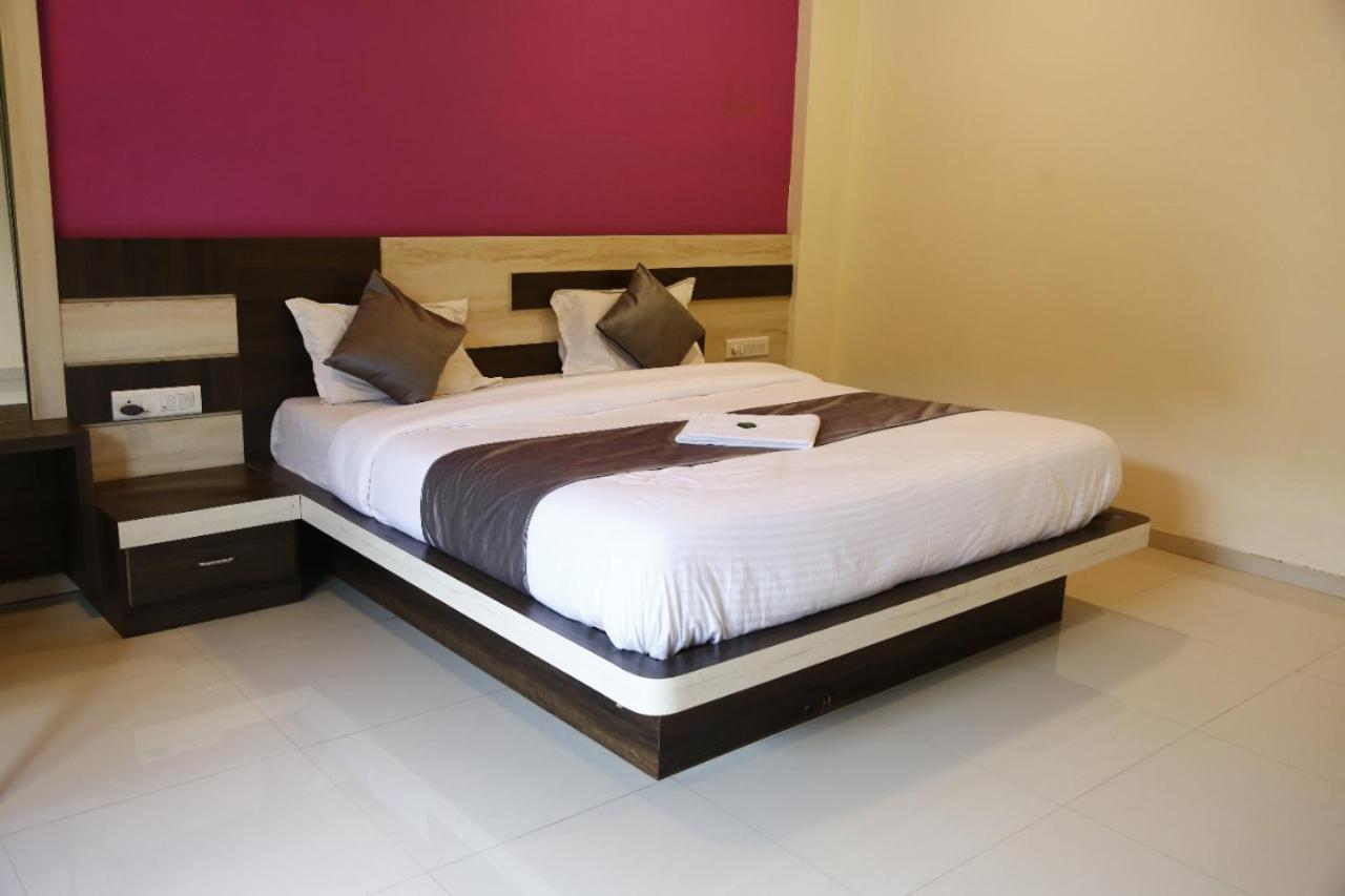 Hotel Shriyan Mahābaleshwar Extérieur photo