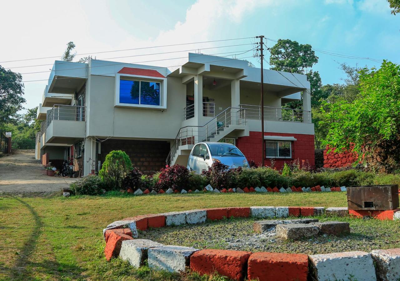 Hotel Shriyan Mahābaleshwar Extérieur photo