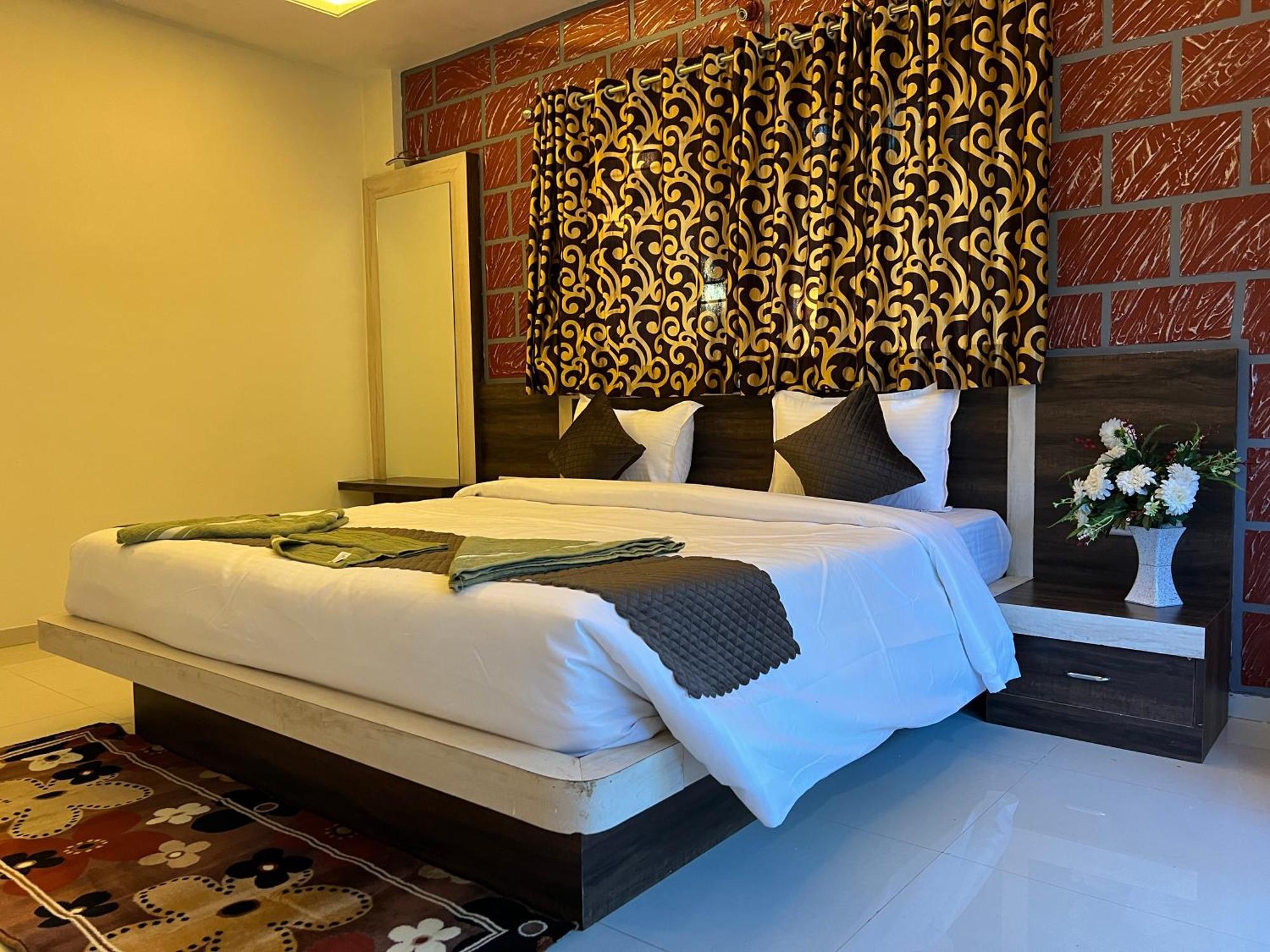Hotel Shriyan Mahābaleshwar Extérieur photo